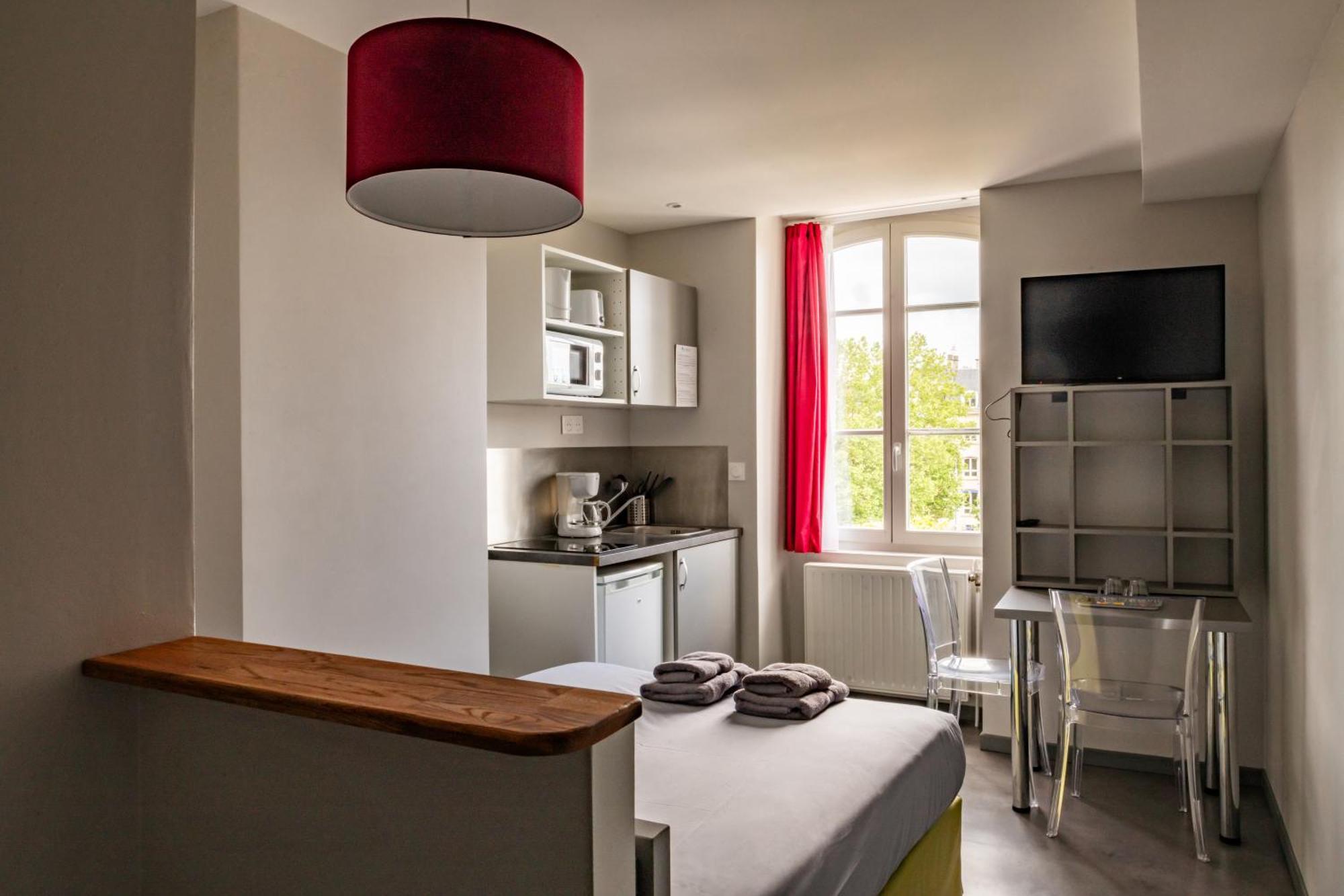 Smart Appart Caen Republique Exterior photo